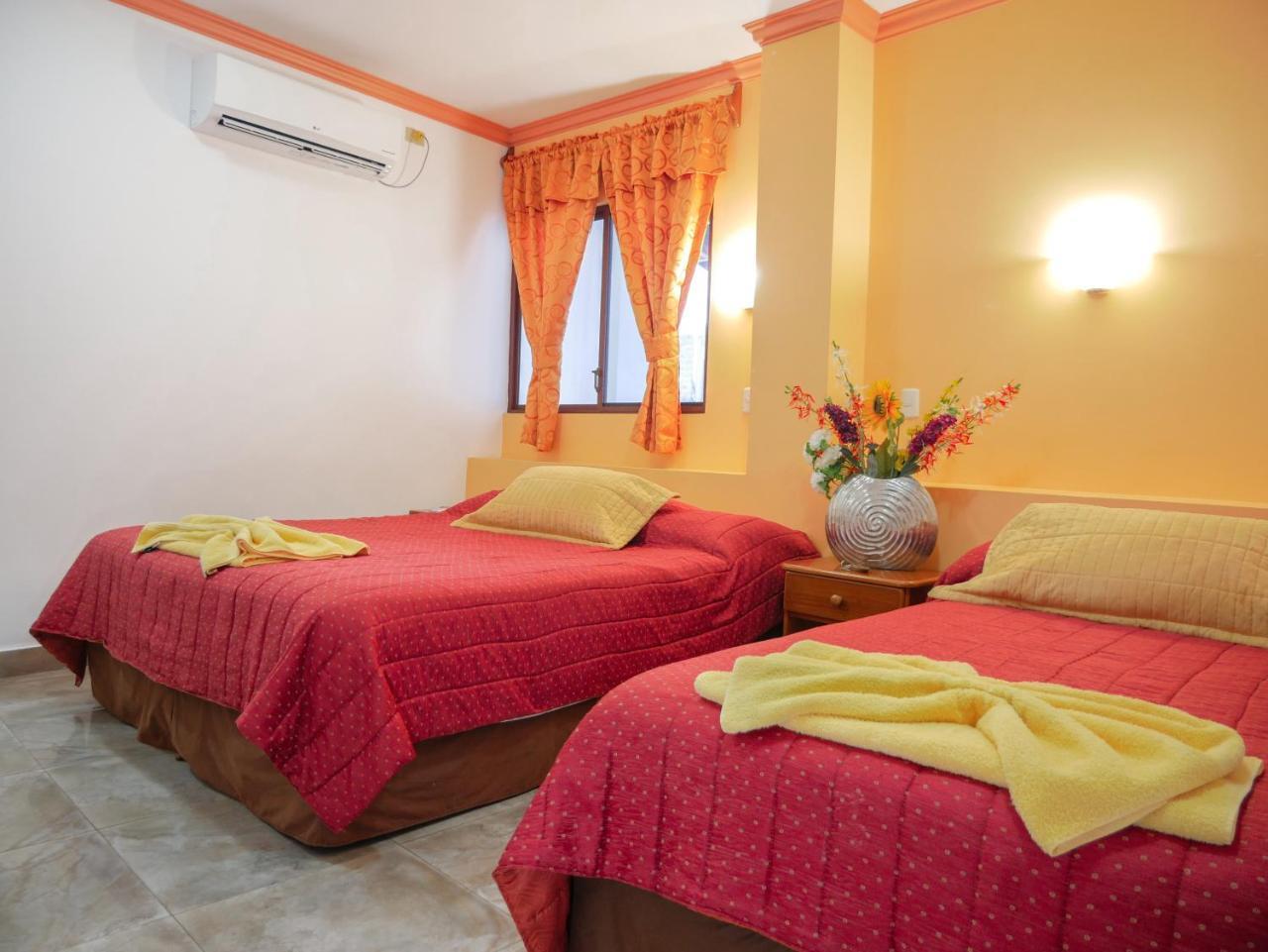 Hostal Espana بويرتو أيورا المظهر الخارجي الصورة